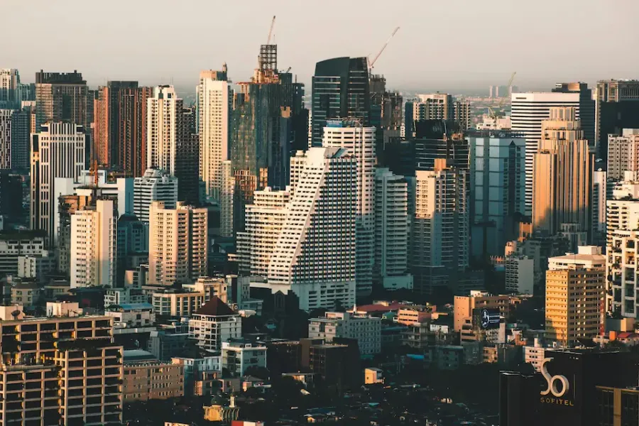 Bangkok private hospital reception — Thailand health insurance guide