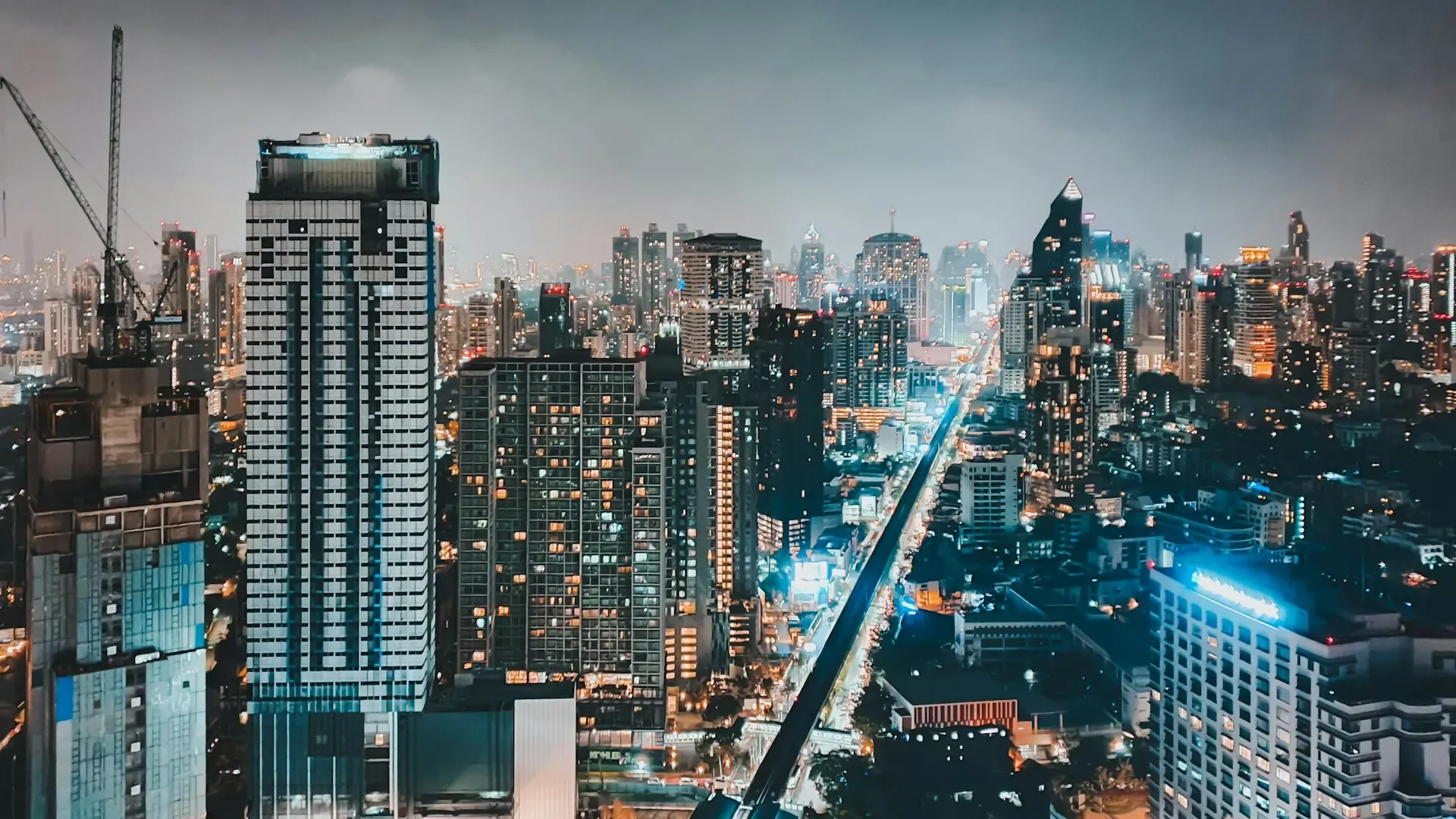 Bangkok skyline — CERØ Thailand destination