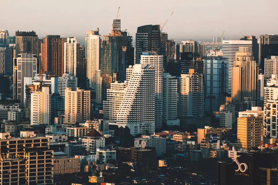 Bangkok skyline at sunset — neighbourhood guide for founders