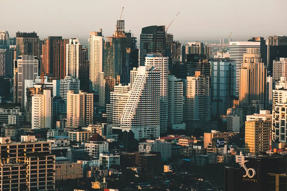 Bangkok skyline at sunset — neighbourhood guide for founders